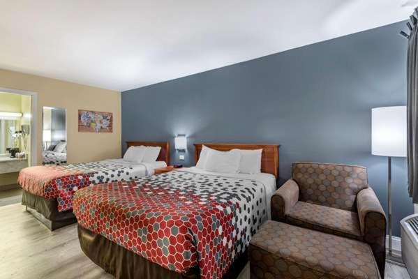 Econo Lodge Ерленджер Екстер'єр фото