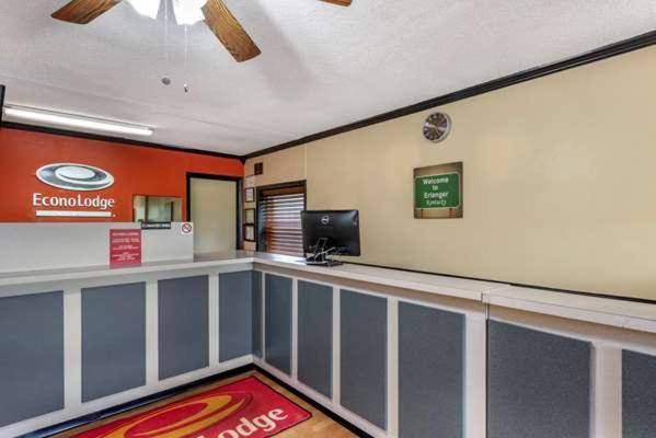 Econo Lodge Ерленджер Екстер'єр фото